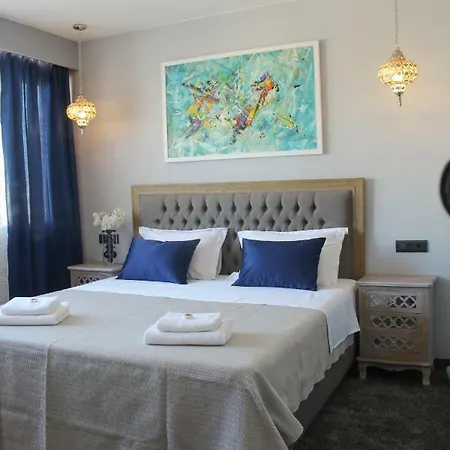 Luxury With View Split